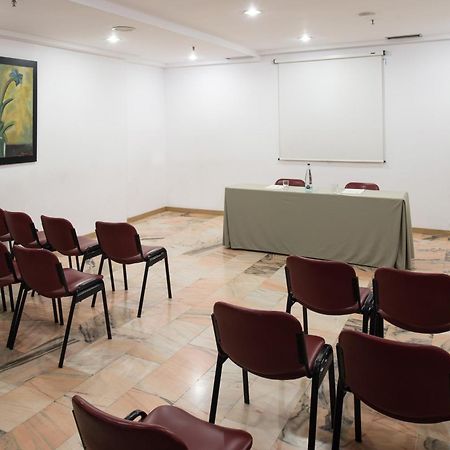 Catalonia Albeniz Hotel Barcelona Ngoại thất bức ảnh