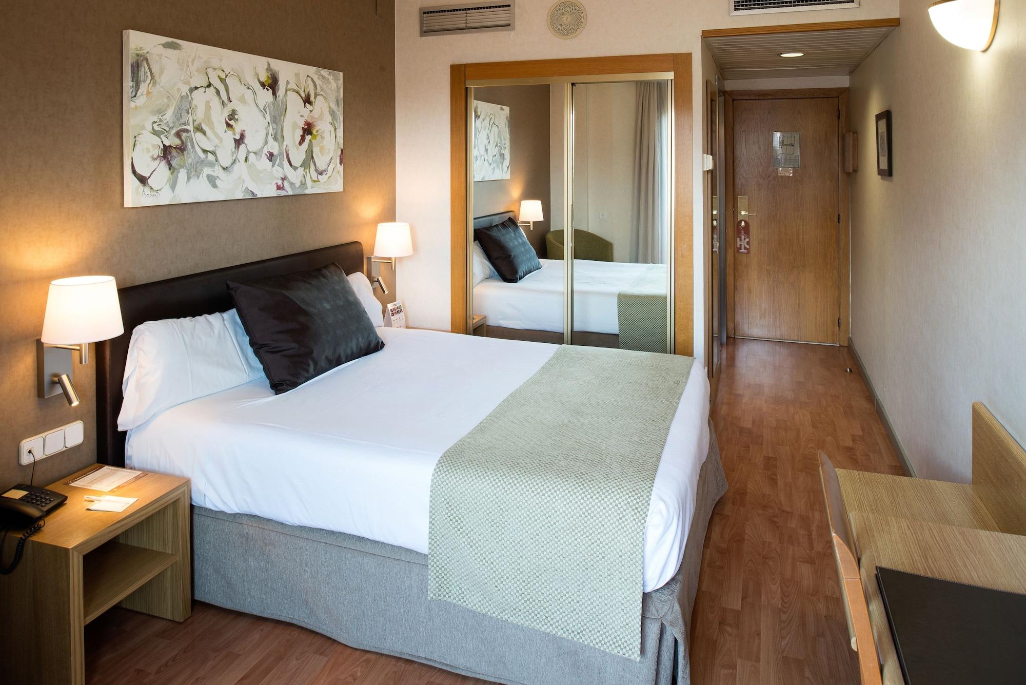 Catalonia Albeniz Hotel Barcelona Ngoại thất bức ảnh