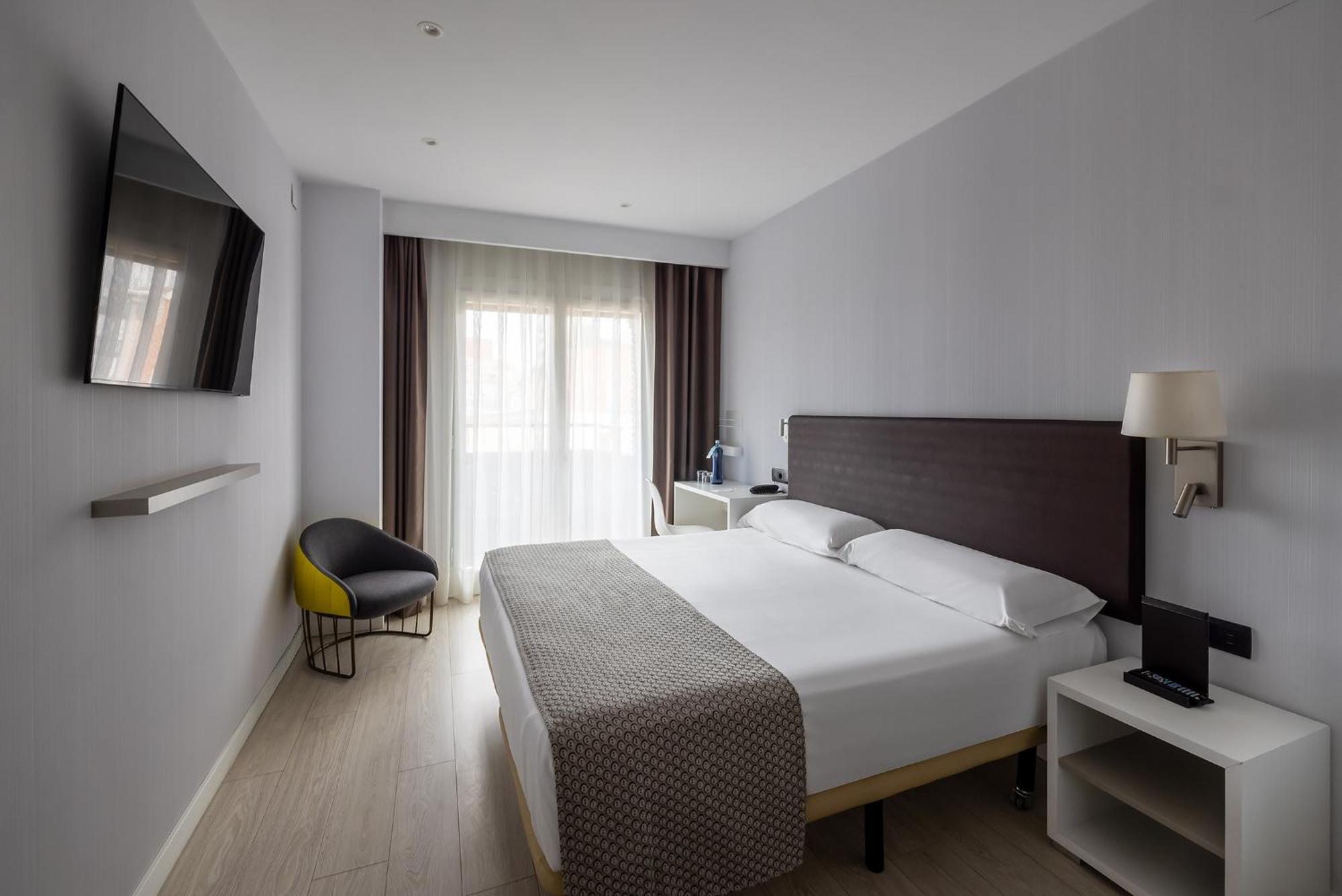 Catalonia Albeniz Hotel Barcelona Phòng bức ảnh